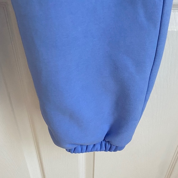 NEW Comfrt Cornflower Blue Signature Sweatpants Unisex - Picture 3 of 6